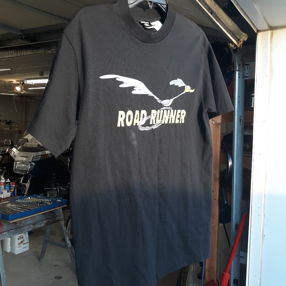 Warner Bros. Other - Vintage wb road runner single stitch t Shirt Sz m